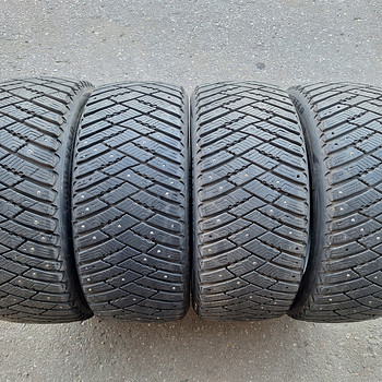 225/45/R17 Goodyear Ultragrip Ice Arctic шипованные шины