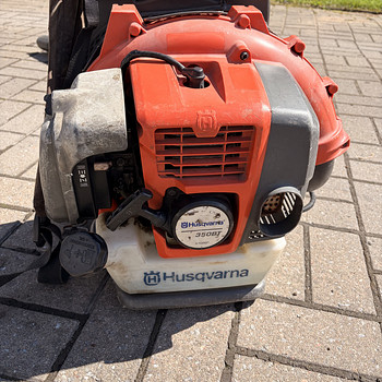 Воздуходувка для листьев Husqvarna 350BT