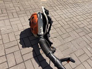 Lehepuhur Stihl BR600 (2 foto / 4)