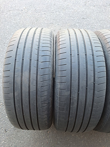 215/55/R17 Kapsen suverehvid (2 foto / 3)