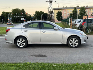 LEXUS IS220D (5 foto / 10)