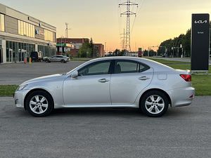 LEXUS IS220D (4 foto / 10)