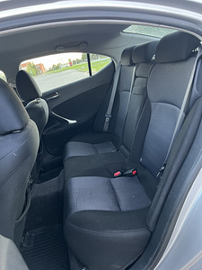 LEXUS IS220D (10 foto / 10)