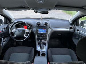 FORD MONDEO (10 фото из 11)