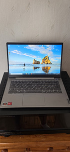 Thinkbook g2 ноутбук (1 фото из 2)