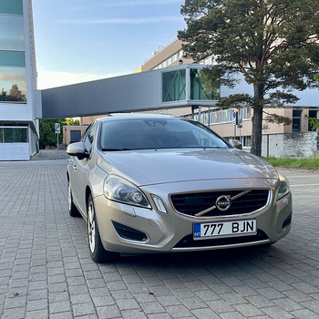 Volvo S60, 2011, SUMMUM, D3, 120 kW, 5-cil, DIESEL