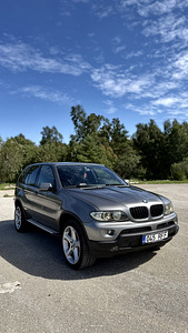 BMW X5 3.0D рестайлинг (3 фото из 12)