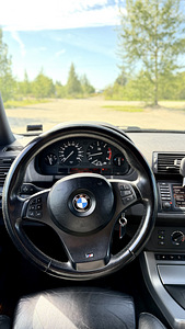 BMW X5 3.0D рестайлинг (9 фото из 12)