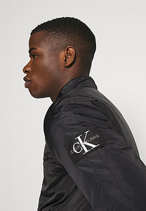 Мужская куртка Calvin Klein (4 фото из 4)