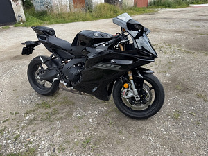 YAMAHA R9 YZF890 (4 фото из 5)