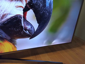 Samsung 65" UHD LED телевизор (4 фото из 5)