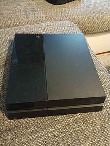 Playstation 4 500GB/ FW 10.5 (1 foto / 3)