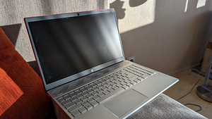 HP Pavilion 15-cw0012no (1 фото из 6)