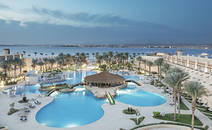 PYRAMISA BEACH RESORT SAHL HASHEESH (1 foto / 10)
