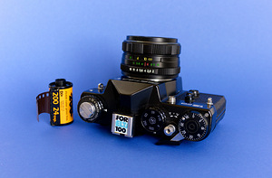 Filmikaamerat KMZ "Zenit 12SD" ja "Helios 44M-6" (2 foto / 4)