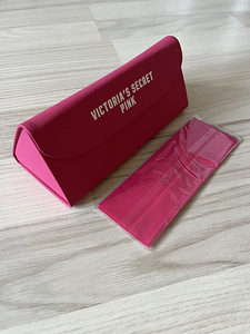 Victoria’s Secret prillikarp (1 foto / 3)