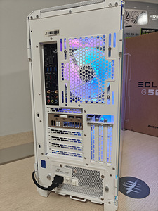 I7-13700K, ROG Z790-F, 360 AIO, 32 ГБ DDR5, 2 ТБ SSD, RTX 5070 (4 фото из 7)