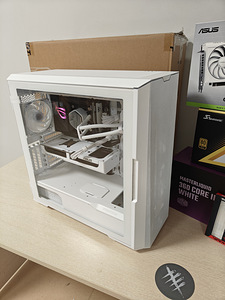 I7-13700K, ROG Z790-F, 360 AIO, 32 ГБ DDR5, 2 ТБ SSD, RTX 5070 (7 фото из 7)