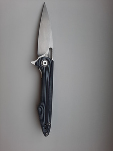 Nuga! Artisan Cutlery Archaeo D2 G10!!! (3 foto / 5)