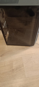Arvuti Toiteplokid ja kast (4 foto / 6)