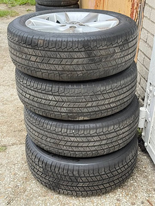 5x114.3 R19 Lexus Originaal (4 foto / 4)