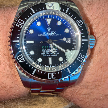 Rolex Deepsea Dweller 44 мм. Реплика