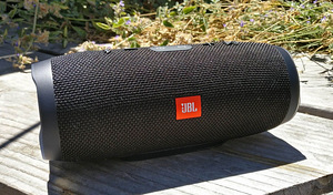 Juhtmevaba kõlar JBL Charge 3 Black (2 foto / 6)