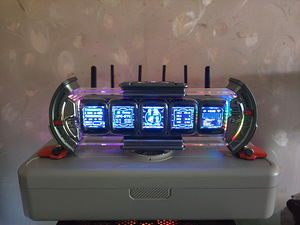 Divoom Time Gate — Smart Desk Clock / RGB Pixel Art Display (1 foto / 3)