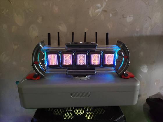 Divoom Time Gate — Smart Desk Clock / RGB Pixel Art Display
