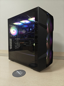 I7-13700F, Tuf B760, 360mm AIO, 32GB DDR5, 2TB SSD, RTX 5060 (2 foto / 3)