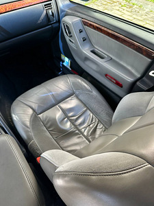 Jeep Grand Cherokee Overland 4.7 V8 A/T 190 kW (6 foto / 15)