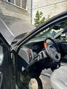 Jeep Grand Cherokee Overland 4.7 V8 A/T 190 kW (9 foto / 15)