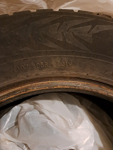 Talverehvid NOKIAN 205/65/15 (3 foto / 4)