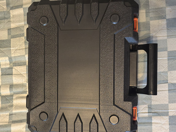 Аккумуляторная дрель-шуруповерт с батареей Okko TC8303S-18V-