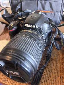 Nikon D3200 + kott + 64 GB (2 foto / 6)