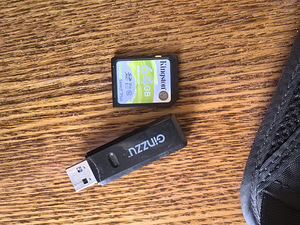 Nikon D3200 + kott + 64 GB (6 foto / 6)