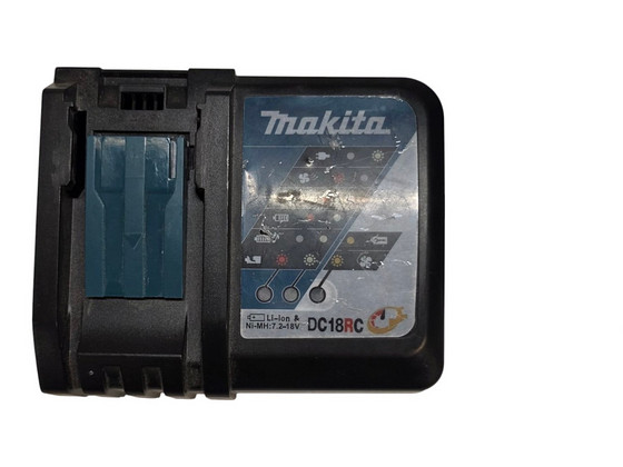 Зарядка Makita DC18RC