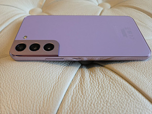 Samsung S22 (5 фото из 6)