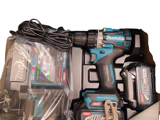 Аккумуляторная дрель Makita DF002 + чек + чемодан