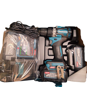 Аккумуляторная дрель Makita DF002 + чек + чемодан (1 фото из 4)
