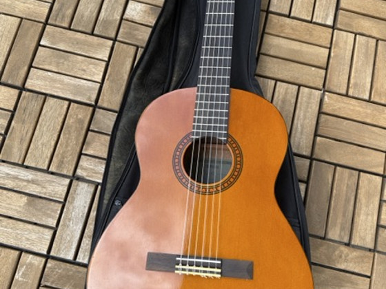 Гитара Yamaha CS40