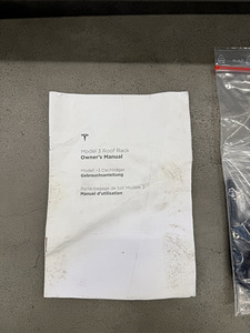 Tesla Model 3 katuseraamid (5 foto / 5)