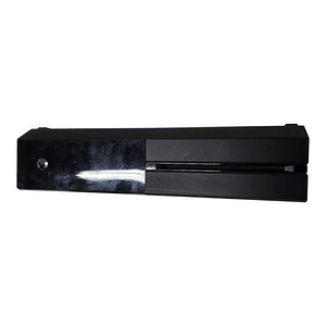 Игровая консоль XBox One 365Gb + пульт + зарядка (3 фото из 4)