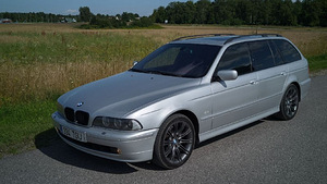 BMW E39 530d автомат (1 фото из 13)