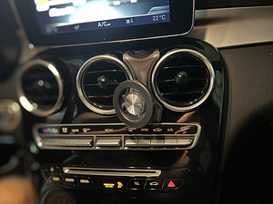 Mercedes-Benz GLC magnetiga auto telefonihoidja (2 foto / 5)