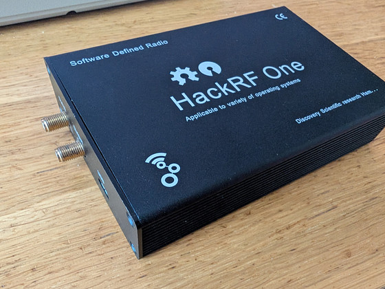 HackRF One SDR (1 MHz – 6 GHz)