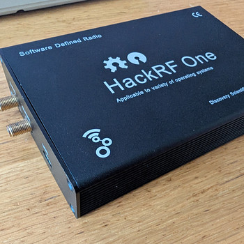 HackRF One SDR (1 MHz – 6 GHz)