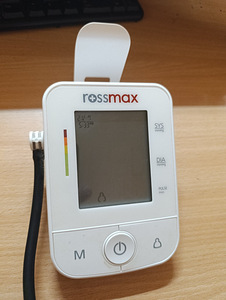 Аппарат для измерения давления Rossmax (2 фото из 4)