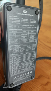 Премиальное зарядное устройство для электромобиля 11kw — полный комплект! (9 фото из 9)
