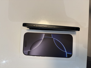 iPhone 16 pro, must, 256gb (4 foto / 7)